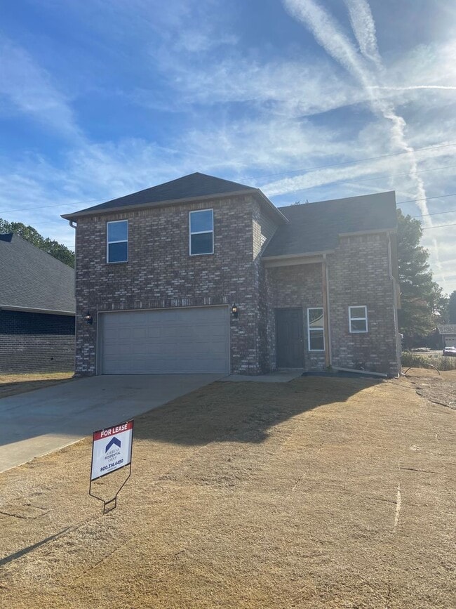 Building Photo - 2612 Grand Ln