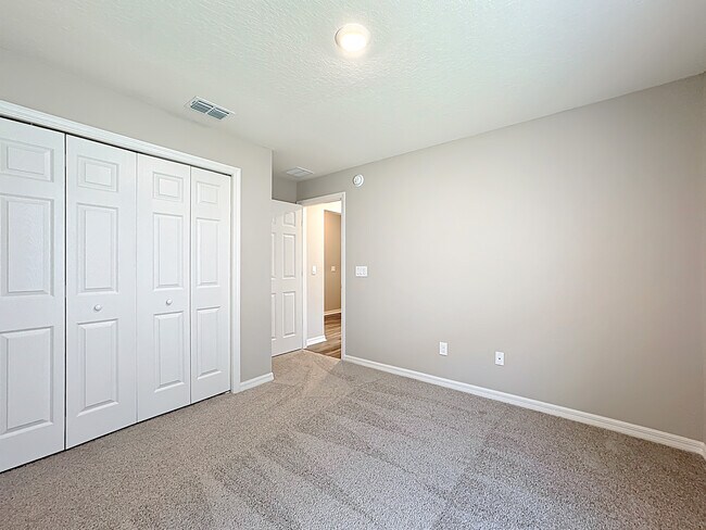 Building Photo - 877 Cypress Creek Run