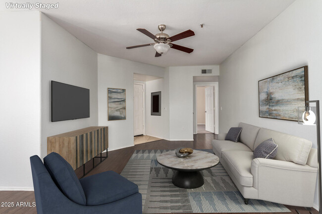 Building Photo - 4925 E Desert Cove Ave