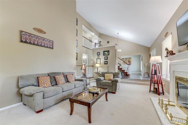 Building Photo - 14991 Broadmont Dr