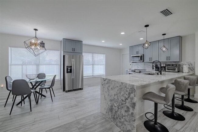 Building Photo - 23700 Lake Hills Dr