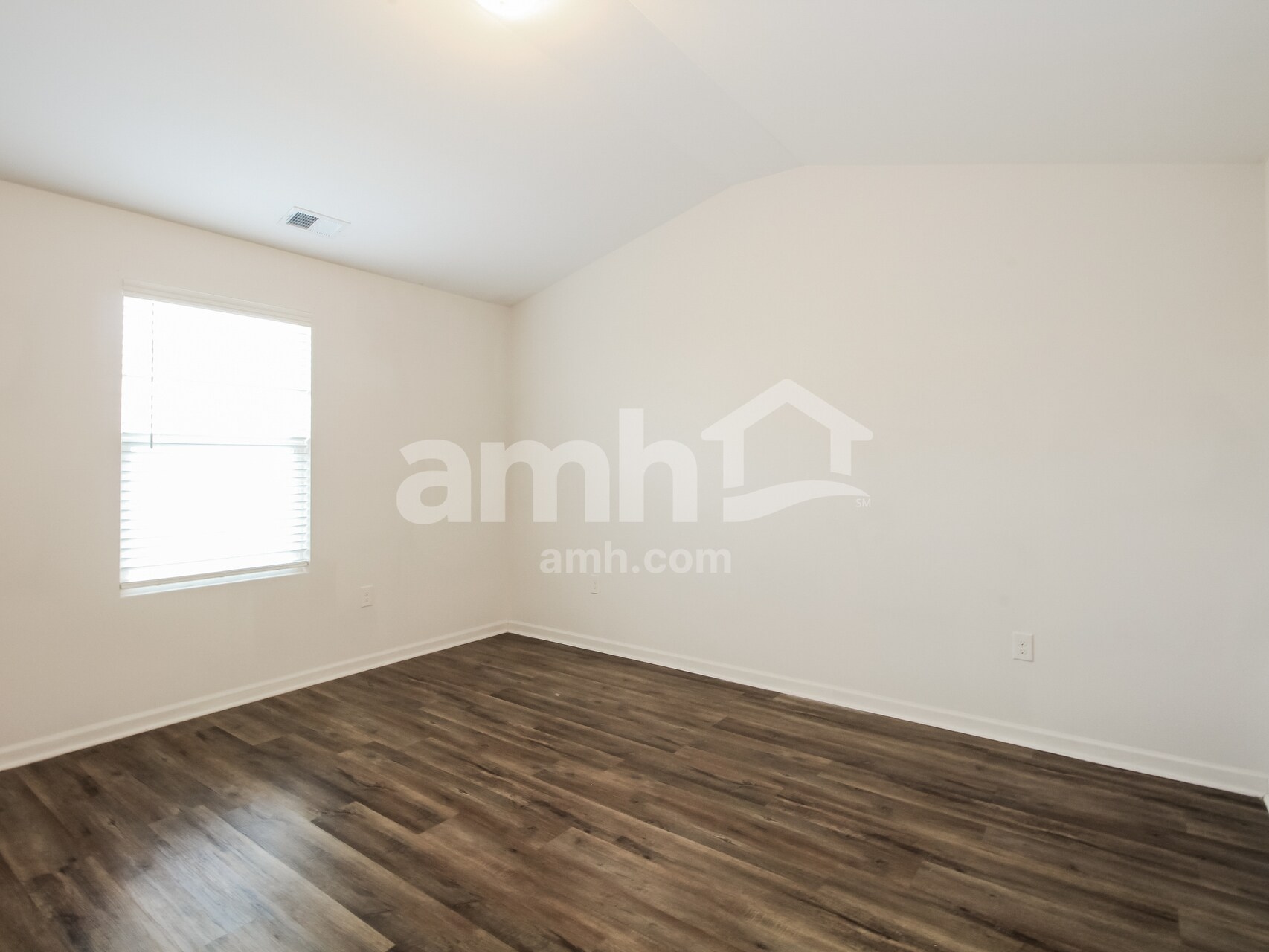 Building Photo - 7113 Boykin Spaniel Way