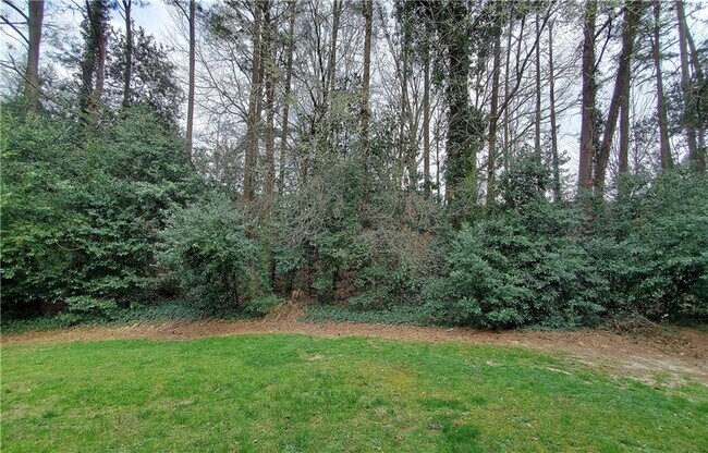 Building Photo - 40 Glenald Way NW