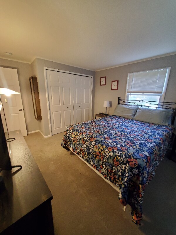 Building Photo - 135 Whitlock St