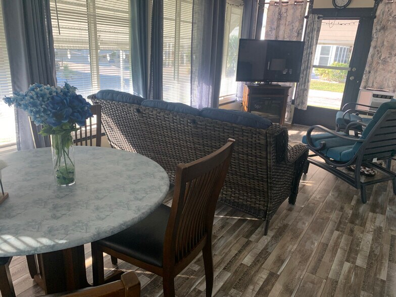 Building Photo - 9 Jaruco Ct