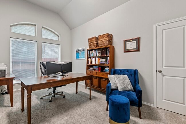 Building Photo - 23322 Amoroso St