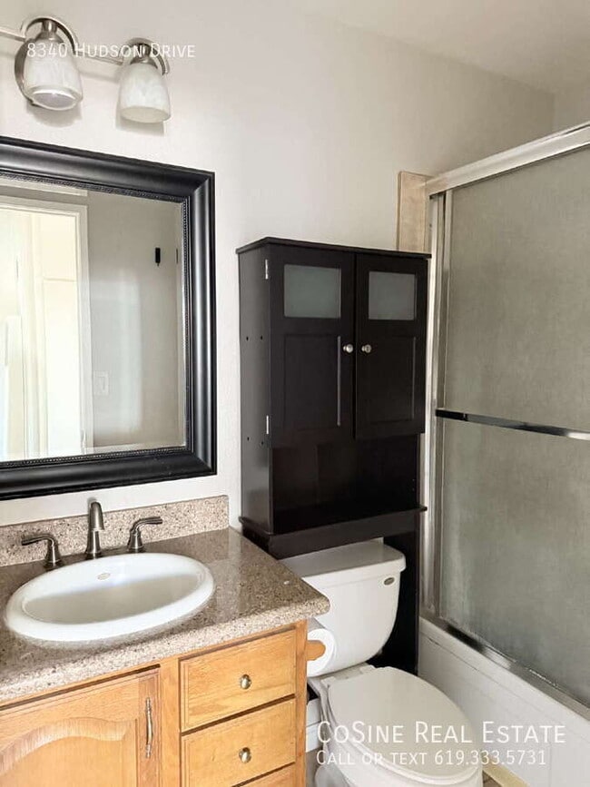 Building Photo - 8340 Hudson Dr