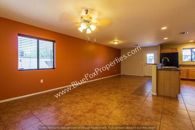 Building Photo - 237 E Waverly St