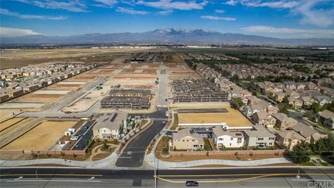 Building Photo - 7555 Cessna St.