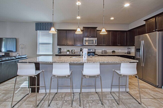 Building Photo - 2117 Malta Terrace