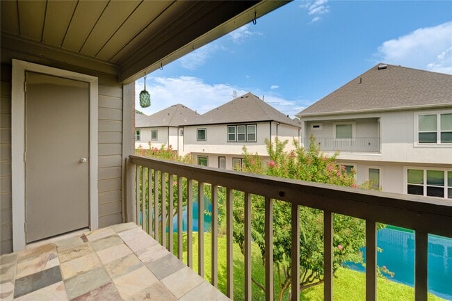 Building Photo - 2023 Gentryside Dr