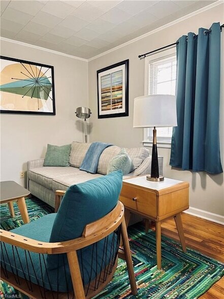 Building Photo - 918 Harris St