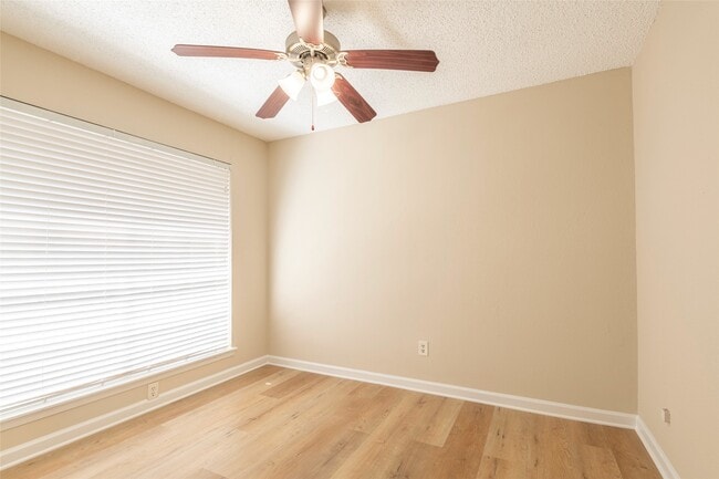 Building Photo - 1262 Rock Canyon Dr