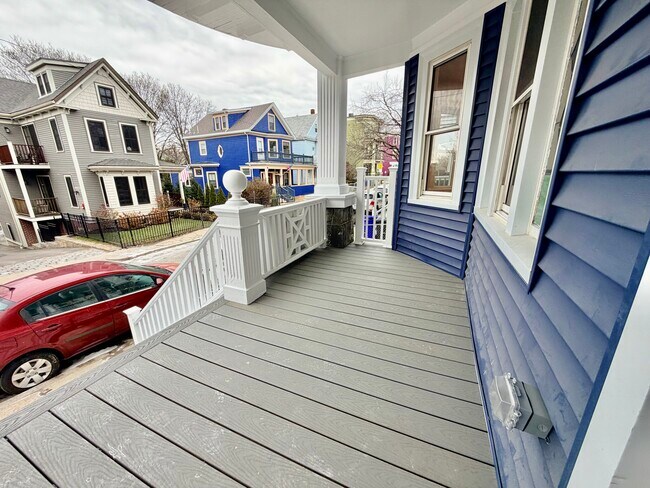 Building Photo - 24 Dawes St