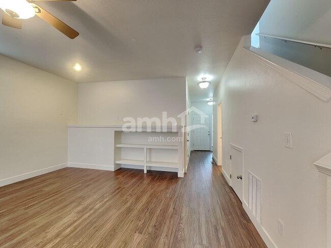 Building Photo - 1318 SW 176th Ter