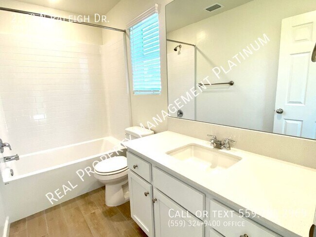 Building Photo - 2273 N Raleigh Dr