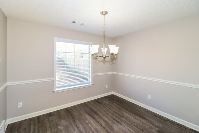 Building Photo - 2786 Breezy Ridge Trail