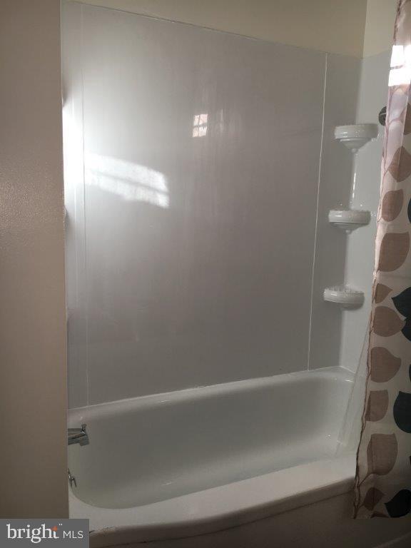 Building Photo - 3089 Winchester Ave