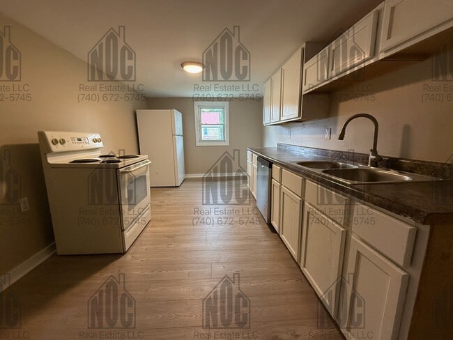 Building Photo - 607 Slocum Ave