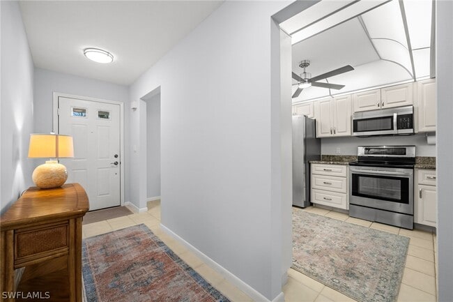 Building Photo - 500 Misty Pines Cir