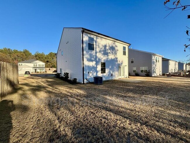 Building Photo - 248 Expedition Dr