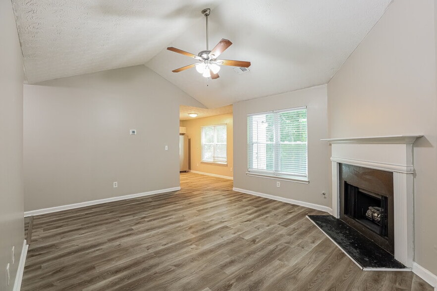 Building Photo - 54 Virginia Heights Dr