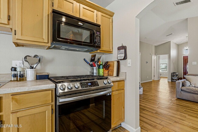 Building Photo - 12928 Alfredo Apodaca Dr