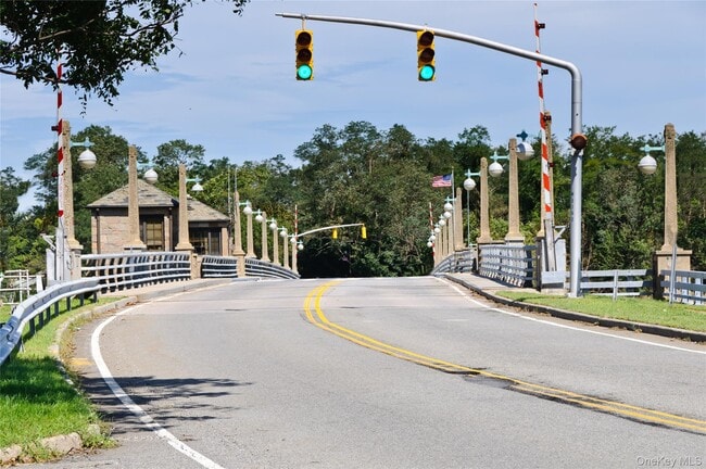 Building Photo - 7 Tildean Ln