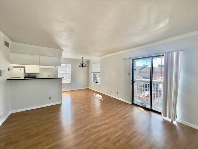 Building Photo - 2750 Holly Hall St