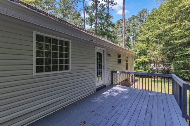 Building Photo - 7040 Pine Rd