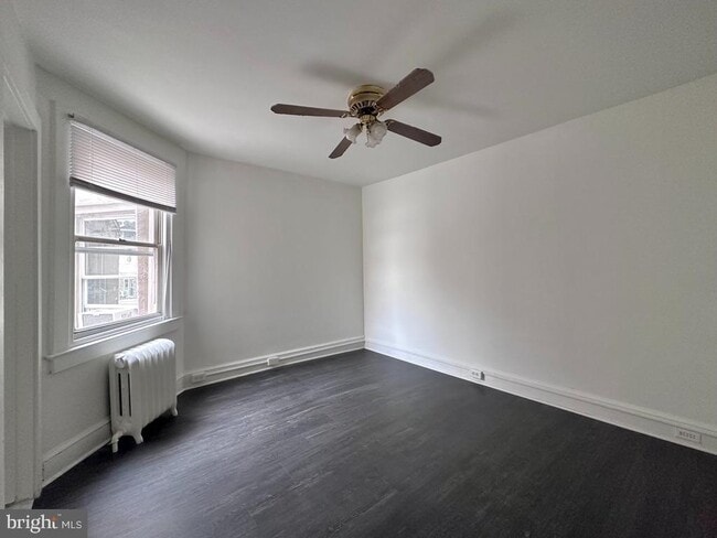 Building Photo - 415 Burmont Rd