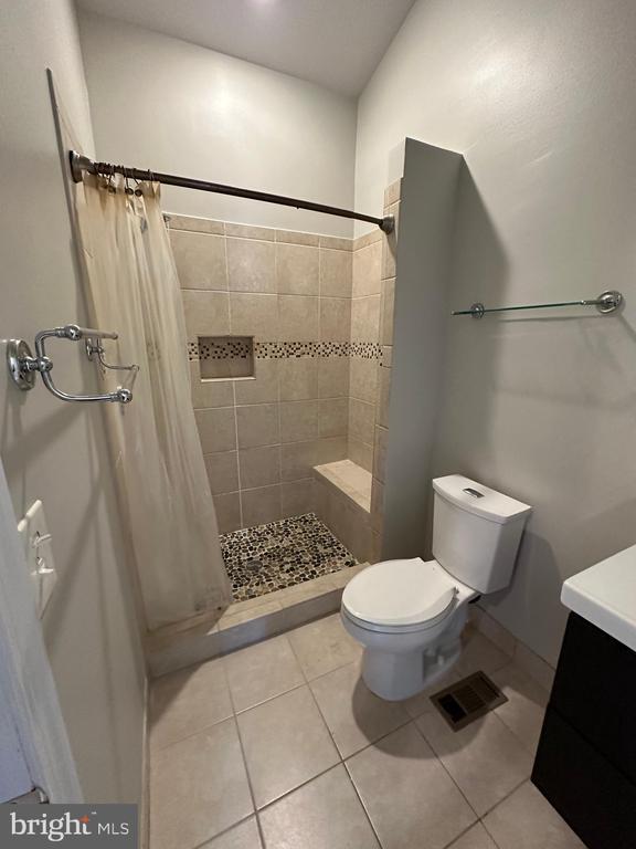 Building Photo - 10442 Storch Turn