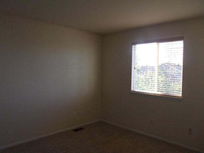 Building Photo - Highlands Ranch 2-Story (22AS)