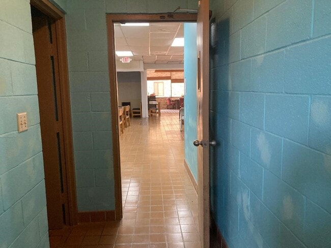 Building Photo - 11001 Fondren Rd