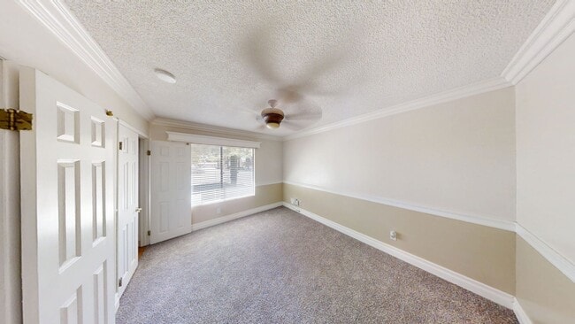 Building Photo - Peacock Valley HOA 2 Bedroom 1 Bathroom 55...