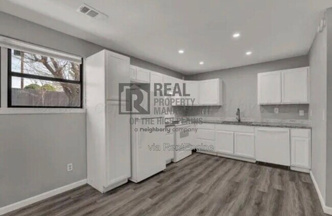 Building Photo - 5111 Matador Trail