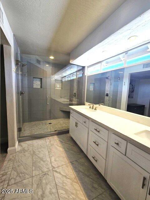 Building Photo - 5832 N Scottsdale Rd