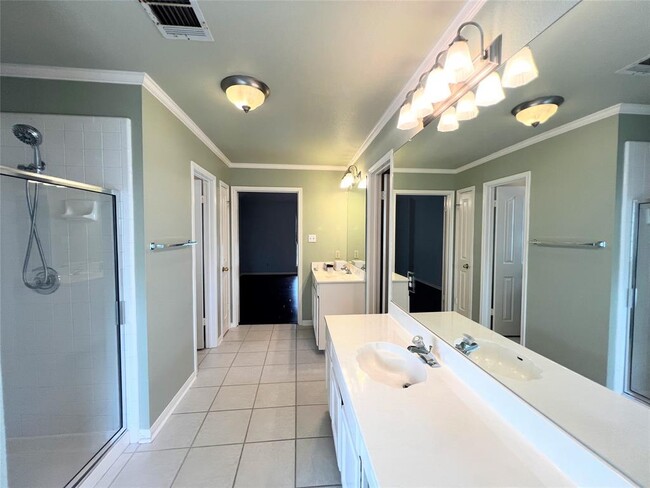 Building Photo - 12416 Beartrap Ln