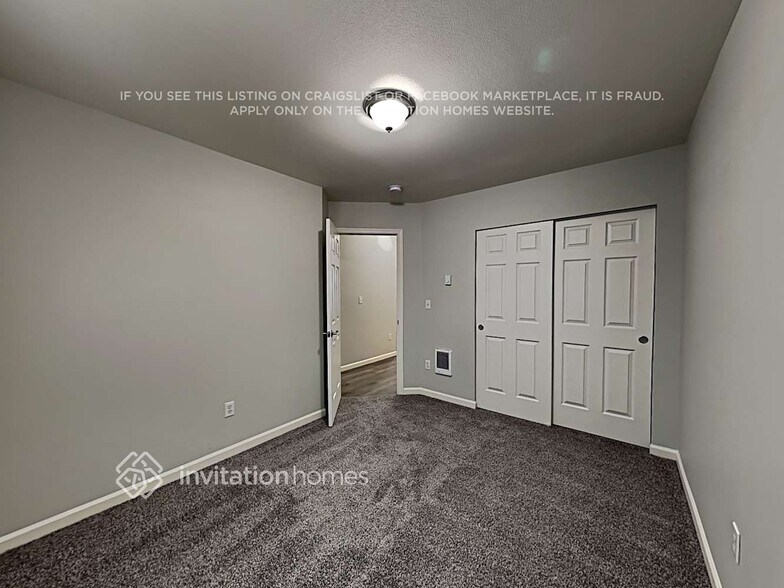 Building Photo - 4007 201st St E