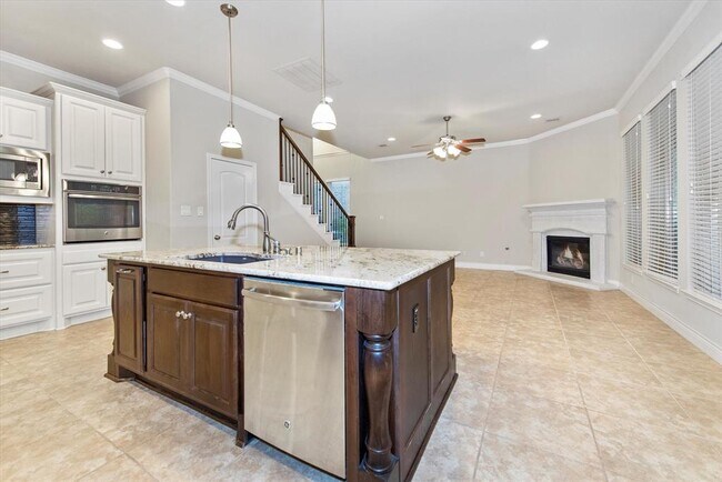 Building Photo - 51 Daffodil Meadow Pl