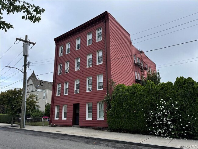 Building Photo - 49 5th St