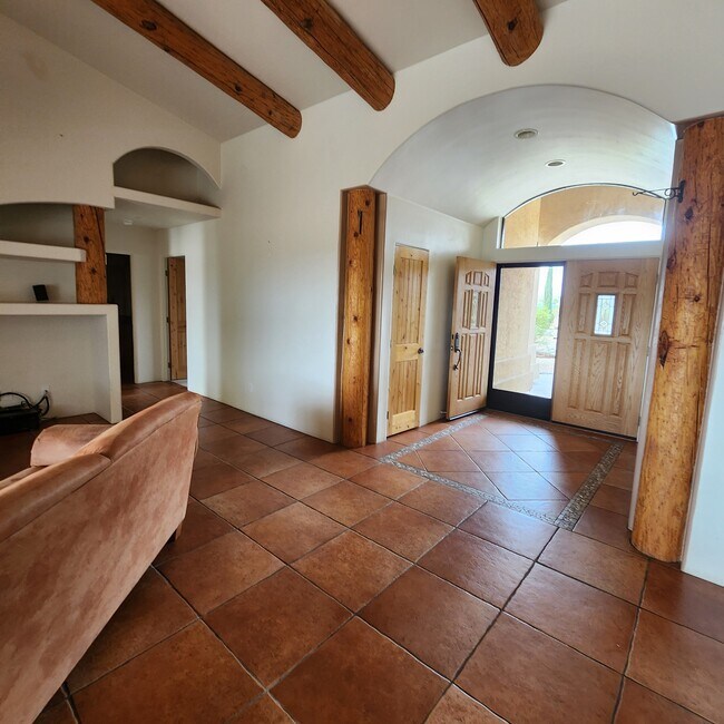 Building Photo - 35665 Caballero Dr