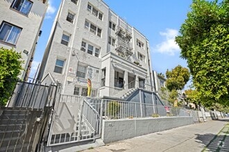Building Photo - 447 S Rampart Blvd