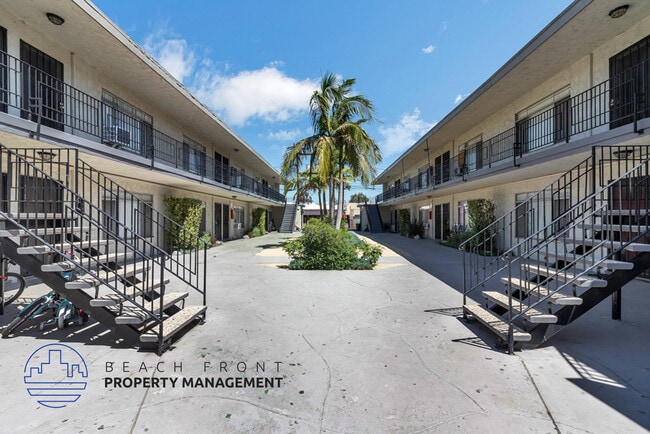 Building Photo - 709-15 Northgate