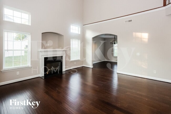 Building Photo - 8414 Dawson Ln