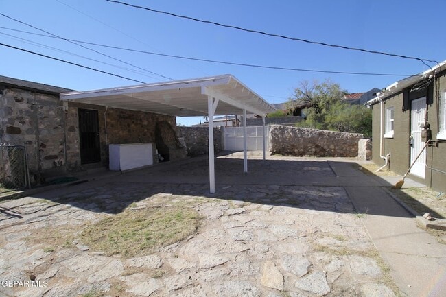 Building Photo - 3200 Richmond Ave