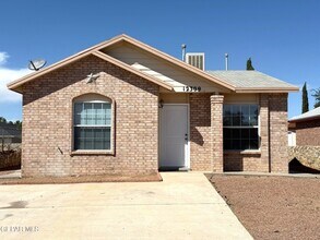 Building Photo - 12309 Tierra Inca Dr