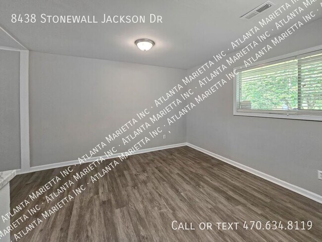 Building Photo - 8438 Stonewall Jackson Dr