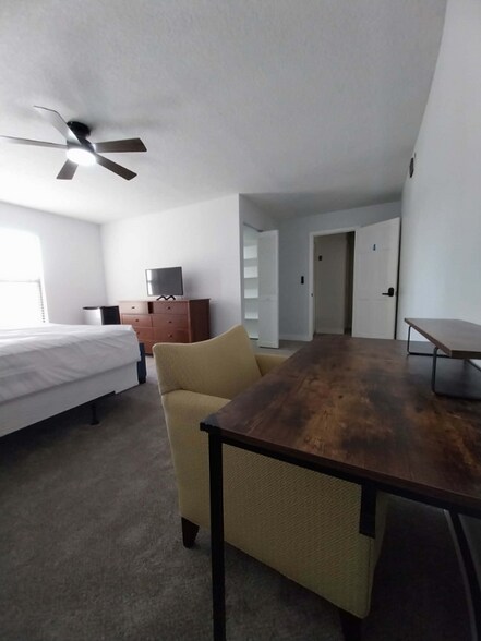 Building Photo - 5303 Glen Harwell Rd