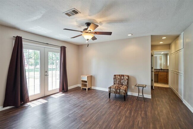 Building Photo - 37815 FM 1774